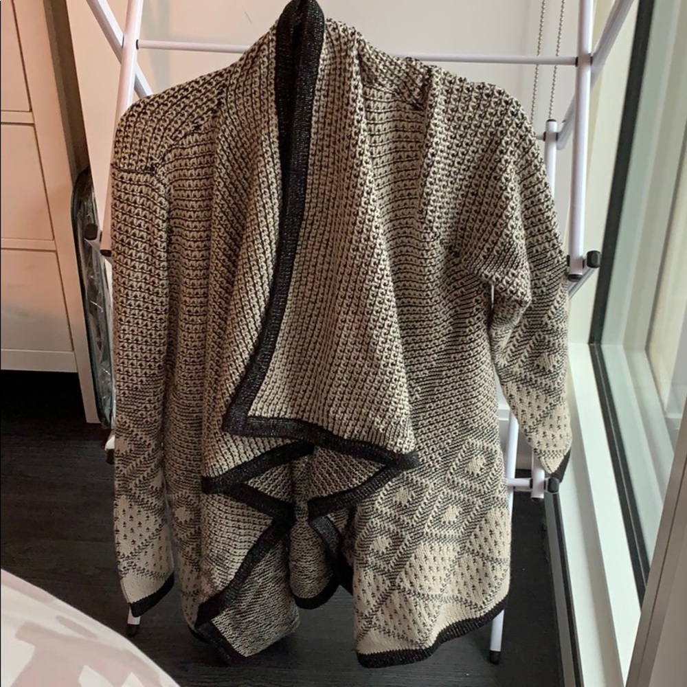 NWOT Knox Rose Draped Sweater